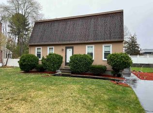 5 Boggs Cir, Nashua, NH 03060