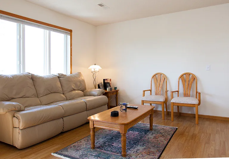 1511 Summit St — Photo 7
