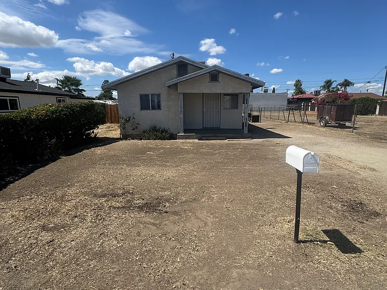613 Butte St — Photo 1