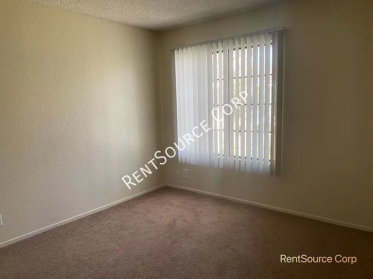 2554 Olive Dr #18-DR; — Photo 5
