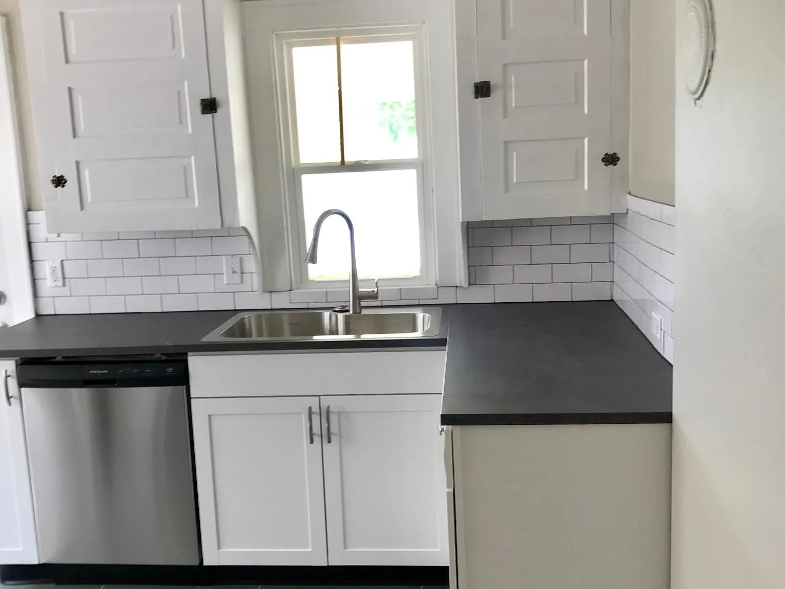 3 bed, 1250 sqft, $1,400 — Photo 4