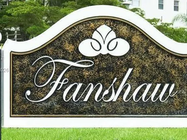 320 Fanshaw Way, Boca Raton, FL