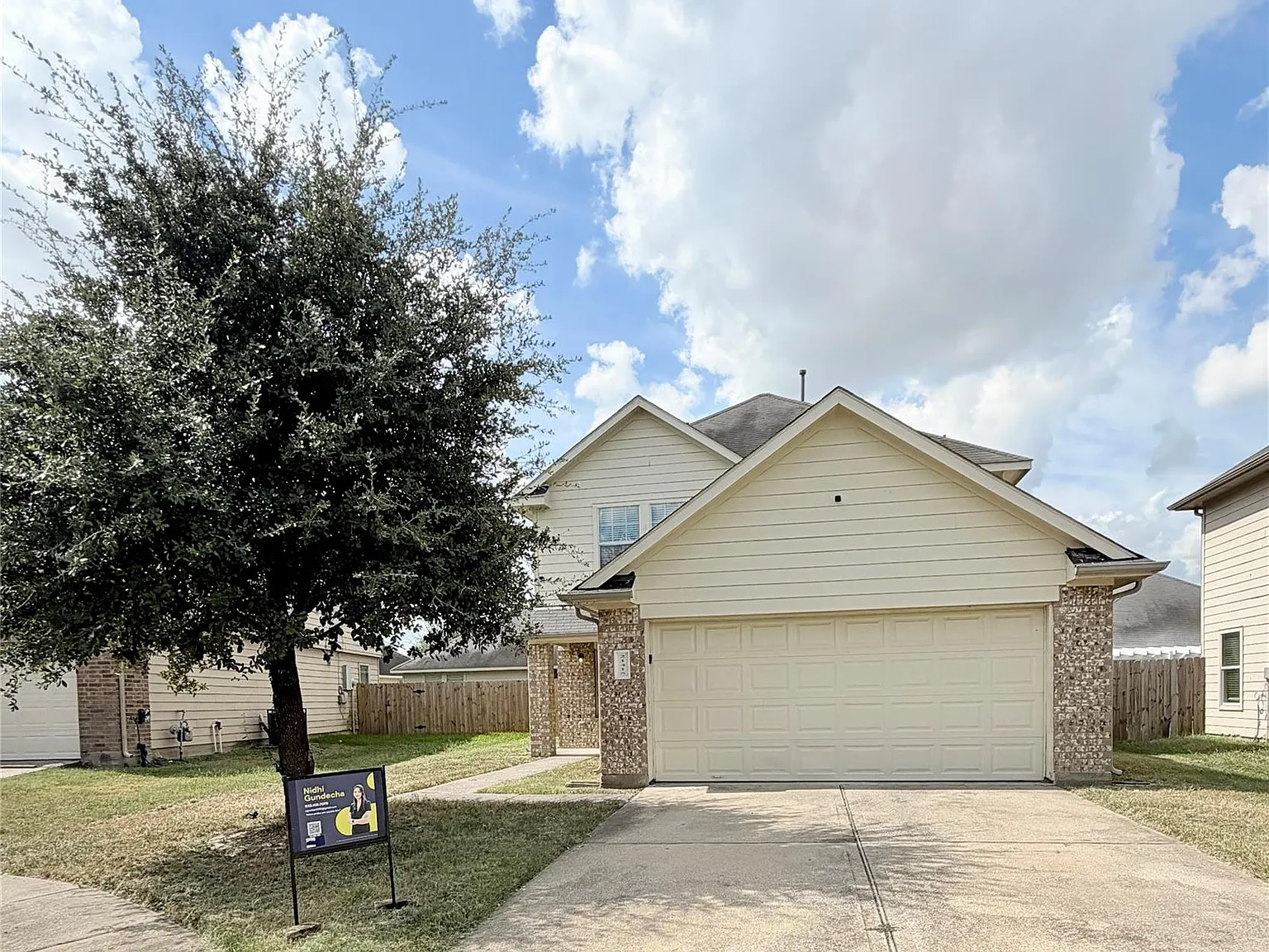 3 bed, 2.5 bath, 1770 sqft, $1,799 — Photo 4