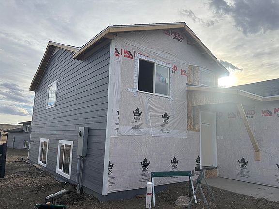 2nd image of 861 Bushnell Ct