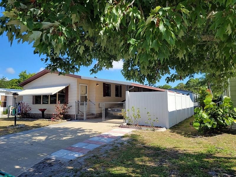 1st image of 1120 Sabal Palm Ln