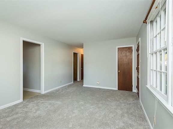 4th image of 307 Guerrant St