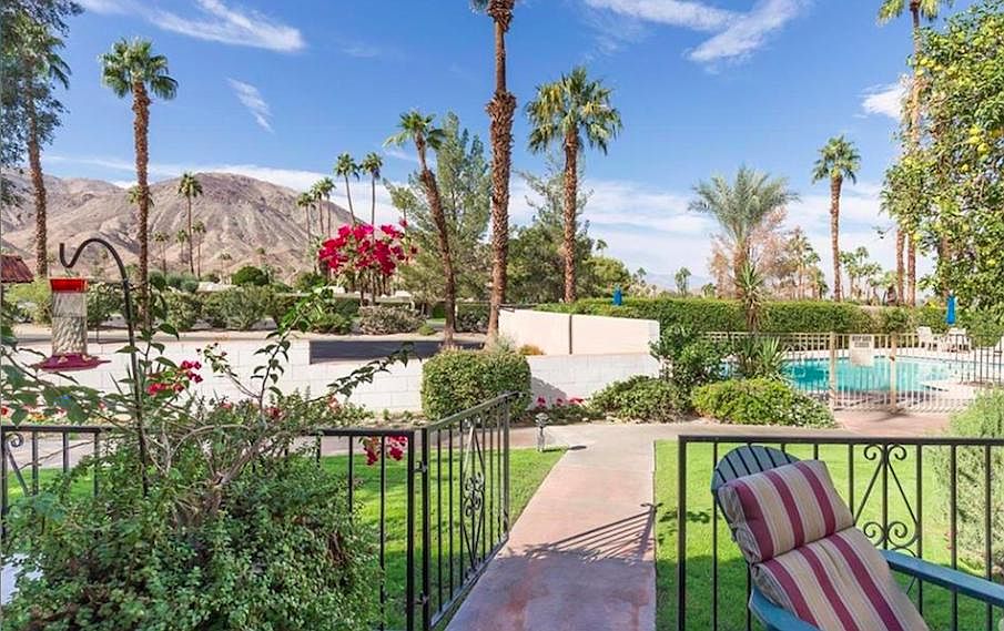 Palm Desert El Paseo Condo with Pool, Private entry
