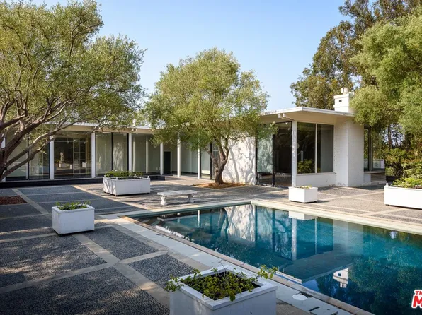 495 Valley Club Rd, Santa Barbara, CA 93108