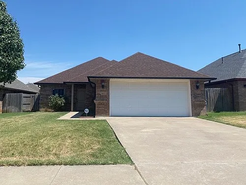 4307 SW Rosemary Way Photo 1