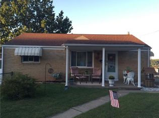 3237 Overlook Dr, McKeesport, PA 15133