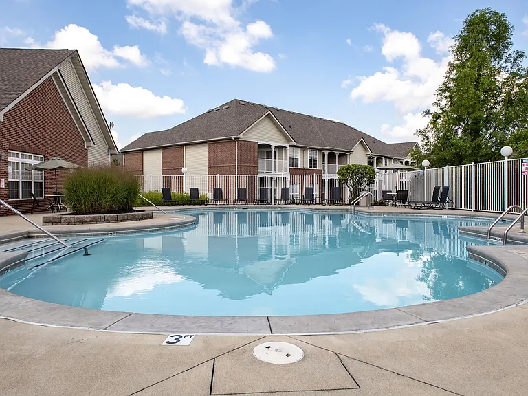 Summit Pointe — Photo 2