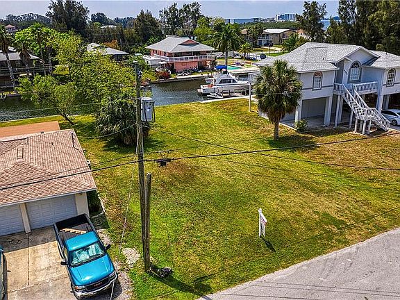 2nd image of 6710 Driftwood Dr