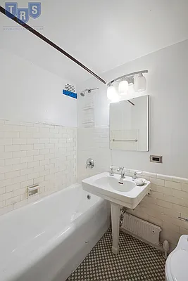 Sold by Tudor Realty | media 15