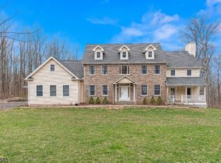 33 Dennis Rd, Bloomsbury, NJ 08804