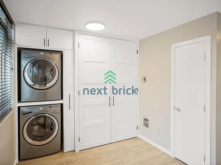 1128 N 90th St #B — Photo 18
