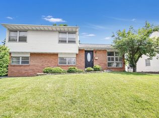 1121 Afton Rd, Columbus, OH 43221