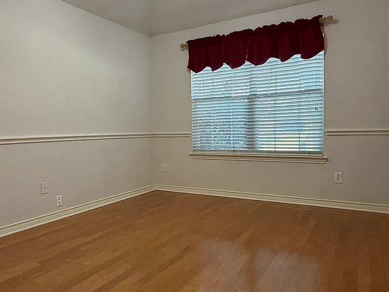 4408 Jenkins Dr — Photo 9