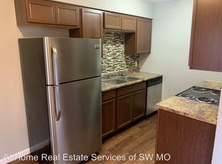 1304 E McDaniel St APT 6, Springfield, MO 65802