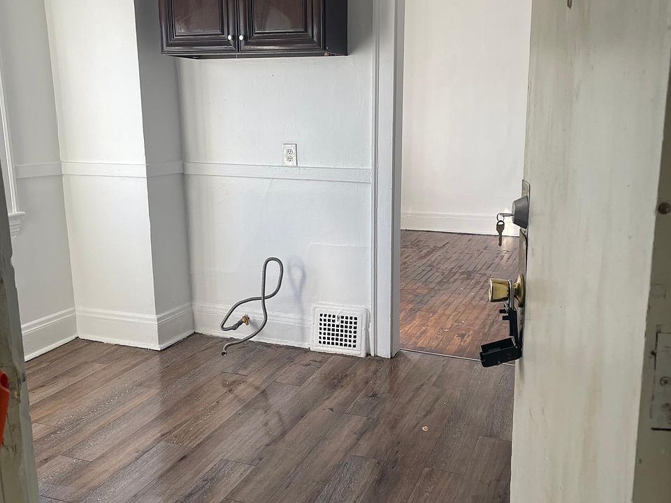 1st image of 3674 E 149th St APT 6