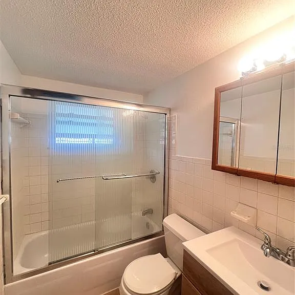 9910 Lake Chrise Ln — Photo 4