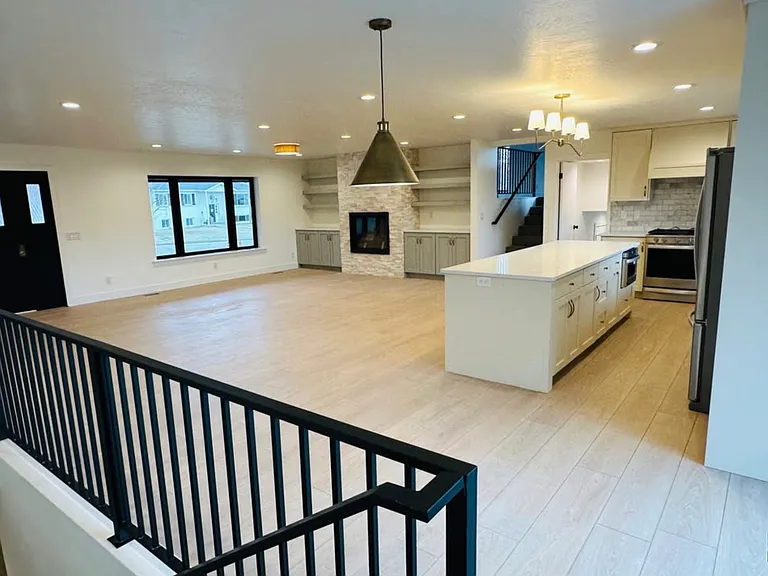 1037 N Willow Way — Photo 5