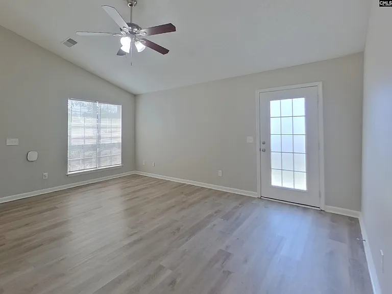257 Double Eagle Cir — Photo 3