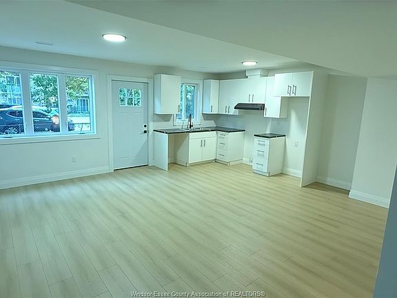 4th image of 450 Mill St #2