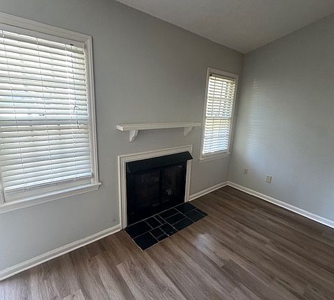 2nd image of 129 Pheasant Ct