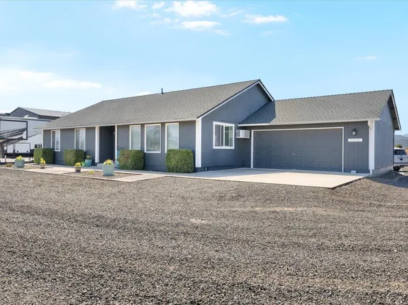 4398 Avenue H, White City, OR 97503