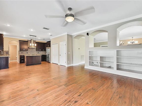 5th image of 6413 Earthgold Dr