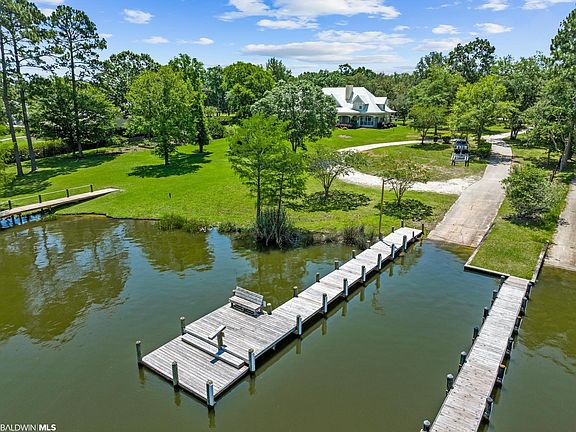 2nd image of 8471 Forest Dr