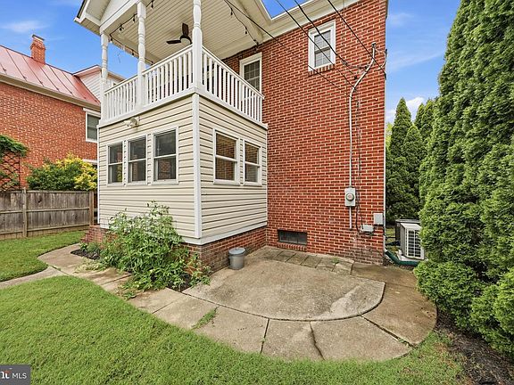 5th image of 506 Magnolia Ave