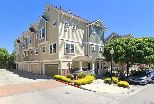 1911 Aberdeen Ln Photo 1