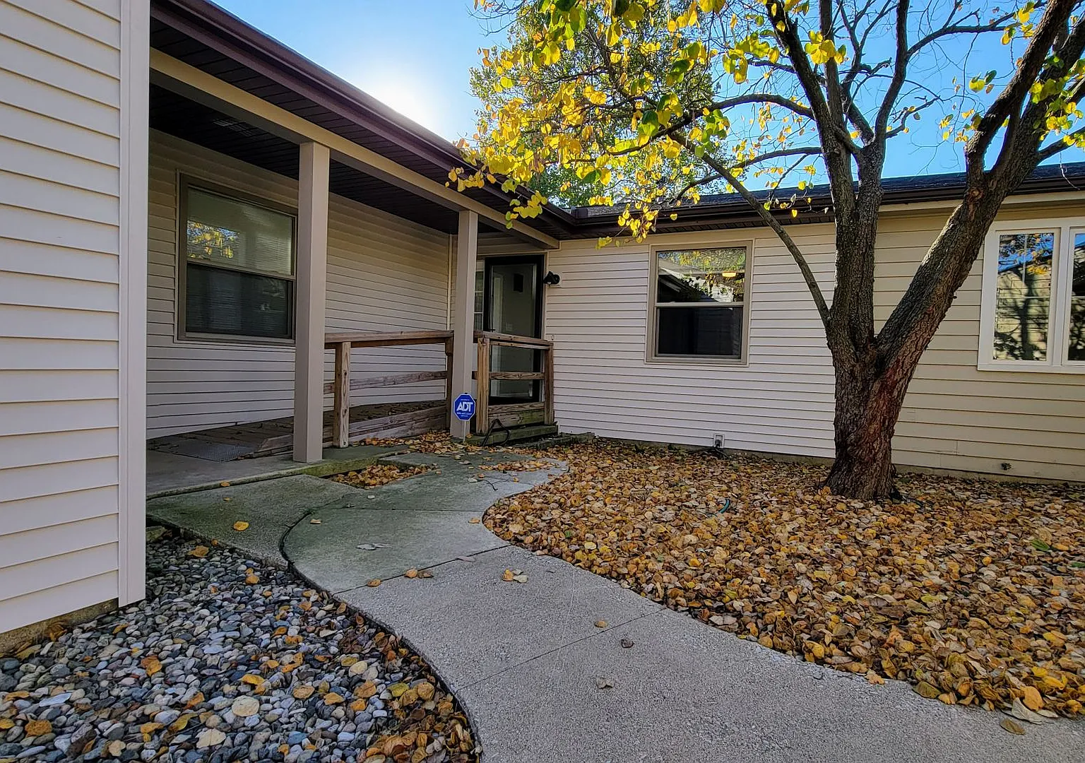 Beautifully Remodeled Condo in Southwest Champaign — Photo 1