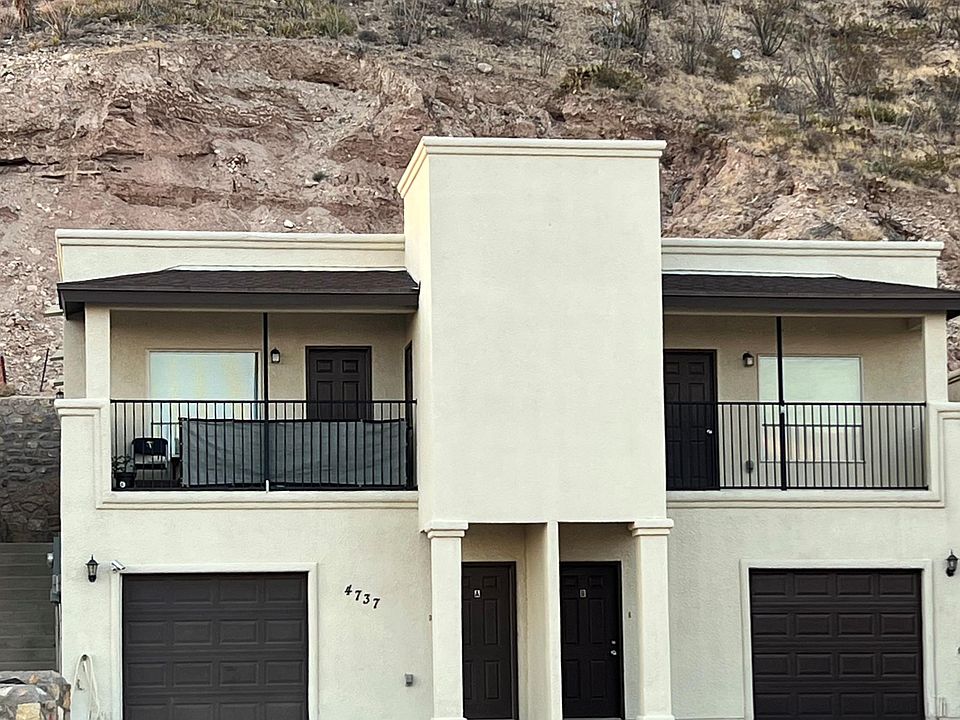 Townhouse with balcony