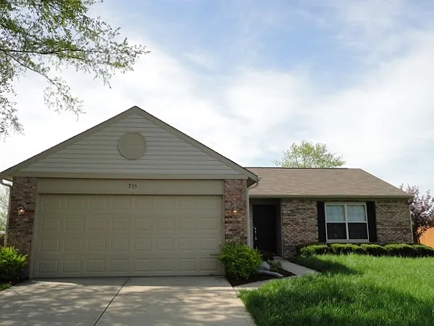 755 Mallory Pkwy — Photo 1