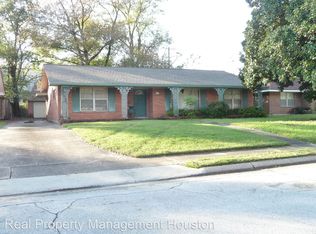 1115 Clovis Rd, Houston, TX 77008