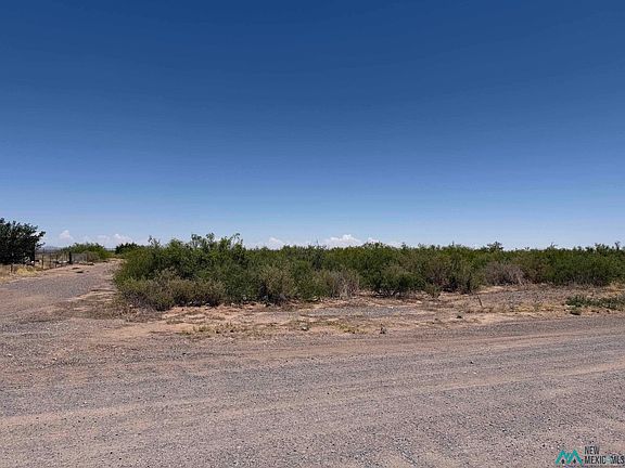 3rd image of N El Paso St