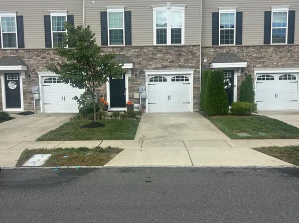 111 Belfry Pl, Sewell, NJ 08080