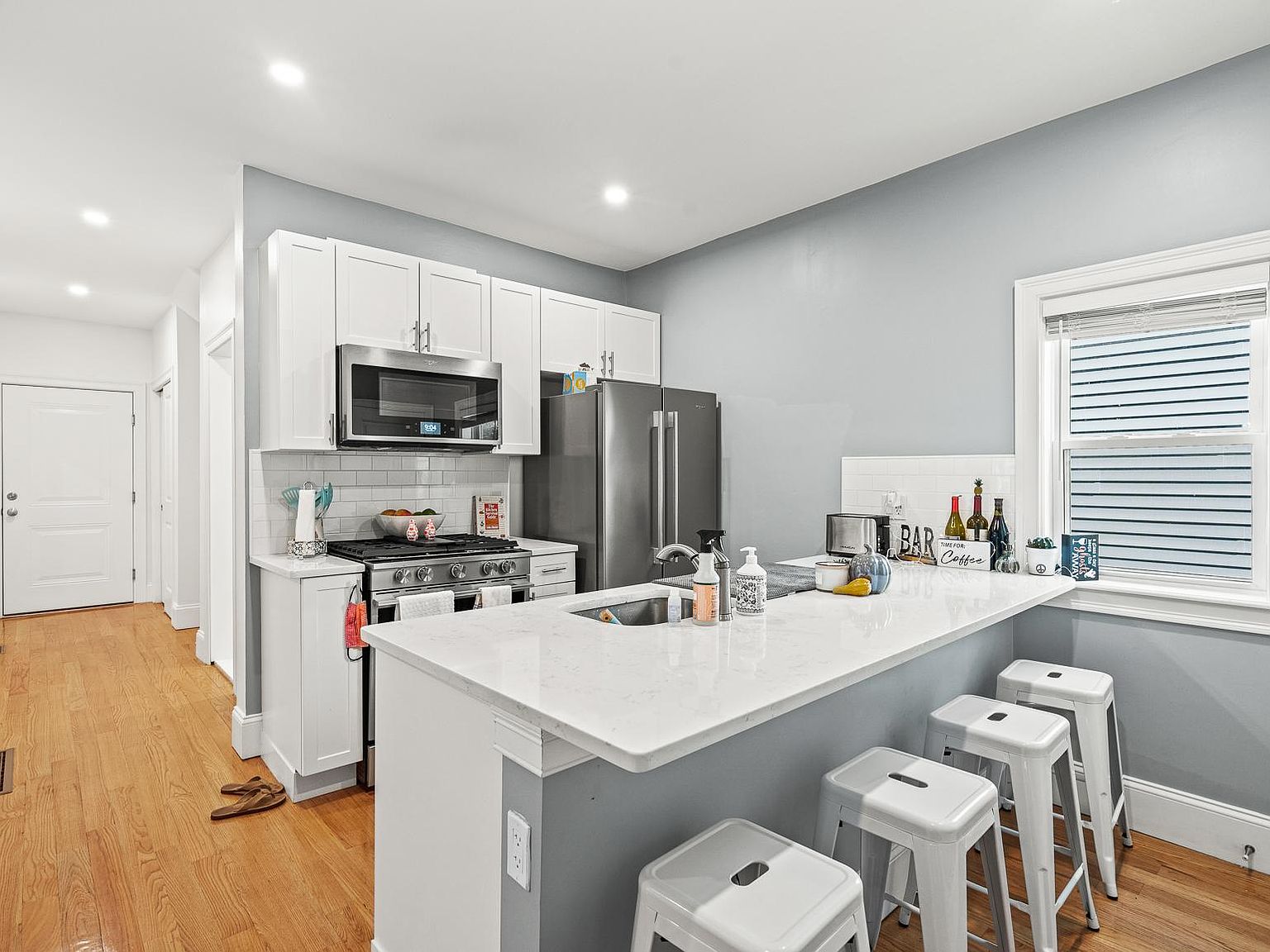 55 Saxton St #1, Dorchester, MA 02125 | Zillow