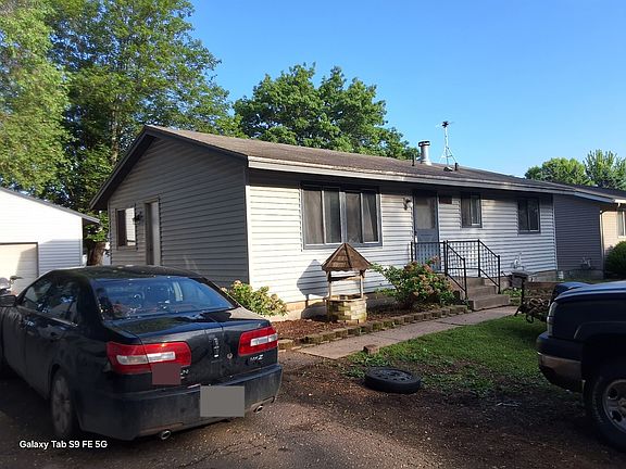 3rd image of 1407 17th Ave N