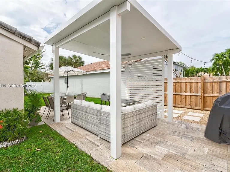 17851 NW 19th St — Photo 5