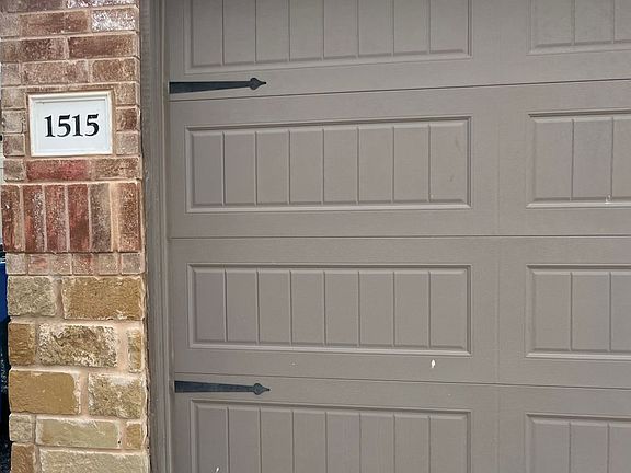 3rd image of 1515 Lucille St