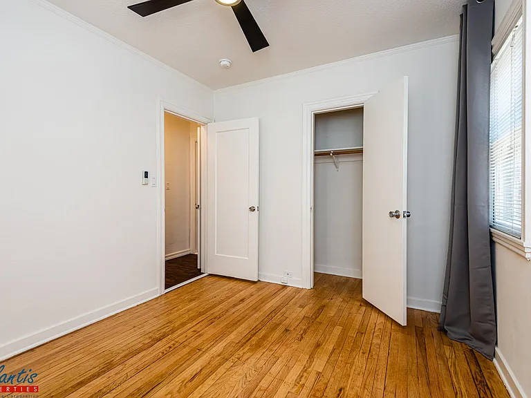 340 S 10th St #1 — Photo 5