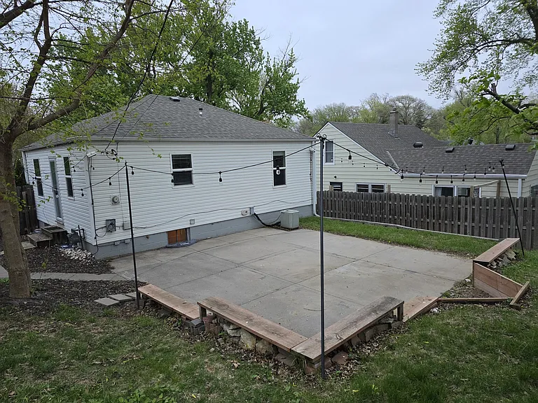 5827 Burdette St — Photo 17