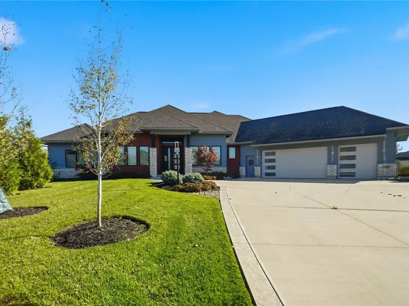 1864 Tossing Mane Ct, Dayton, OH 45458