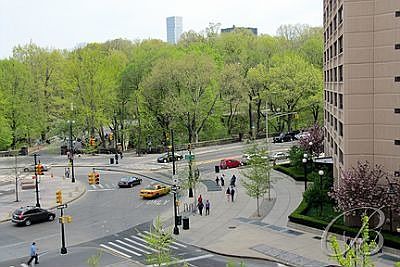 1st image of 301 Cathedral Pkwy #4M