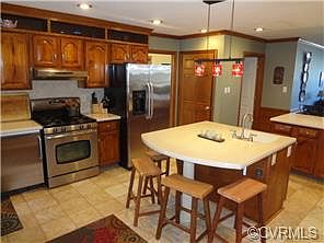 4th image of 5106 Bromley Ln