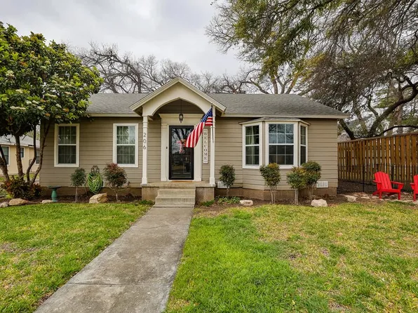 206 12th St, Ozona, TX 76943