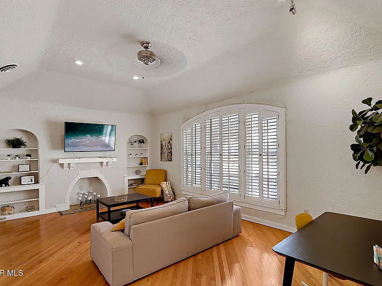 1104 Madeline Dr — Photo 7